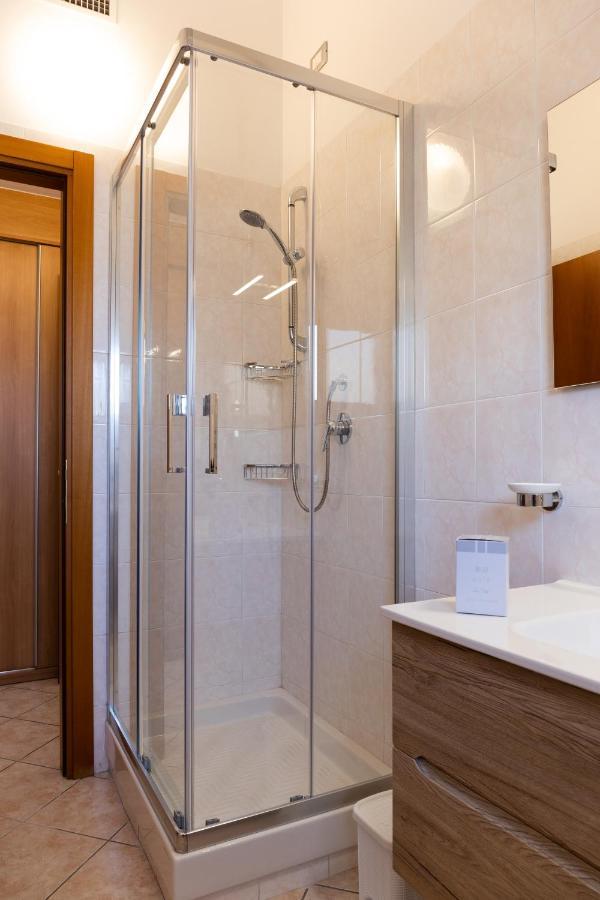 Апартаменты Smart And Sea Торторето Экстерьер фото